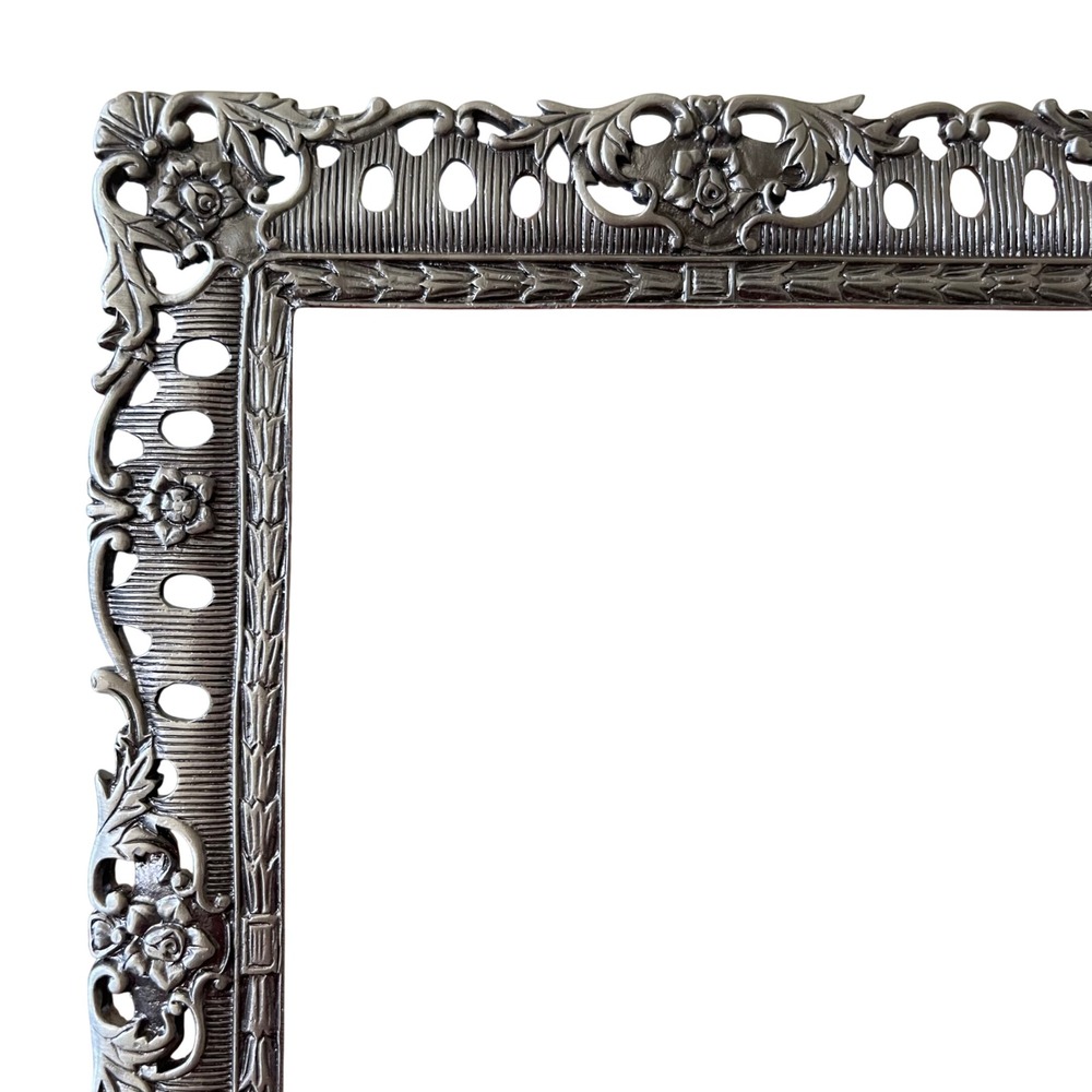 VTG 4x6 Ornate Silver Tone Metal MCM Filigree Scroll Picture Frame Cottage Chic